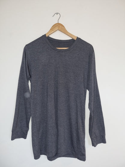Unisex medium grey long sleeved t-shirt