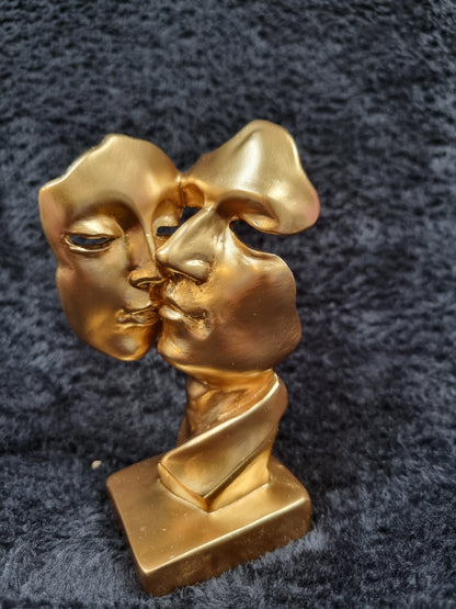 Kissing faces